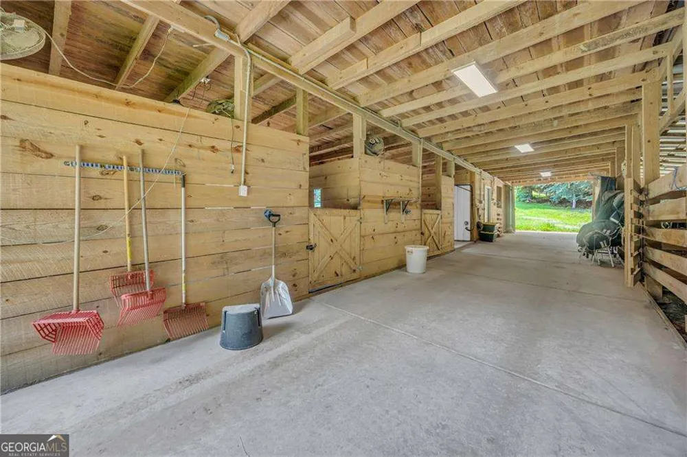 2865 Hightower RD Ball Ground, GA 30107
