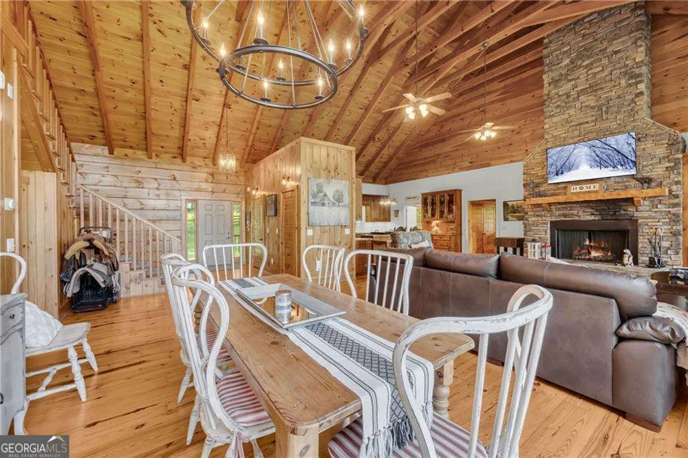 2865 Hightower RD Ball Ground, GA 30107