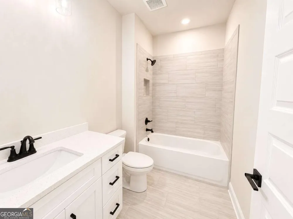 70 Hidden TRL Pendergrass, GA 30567