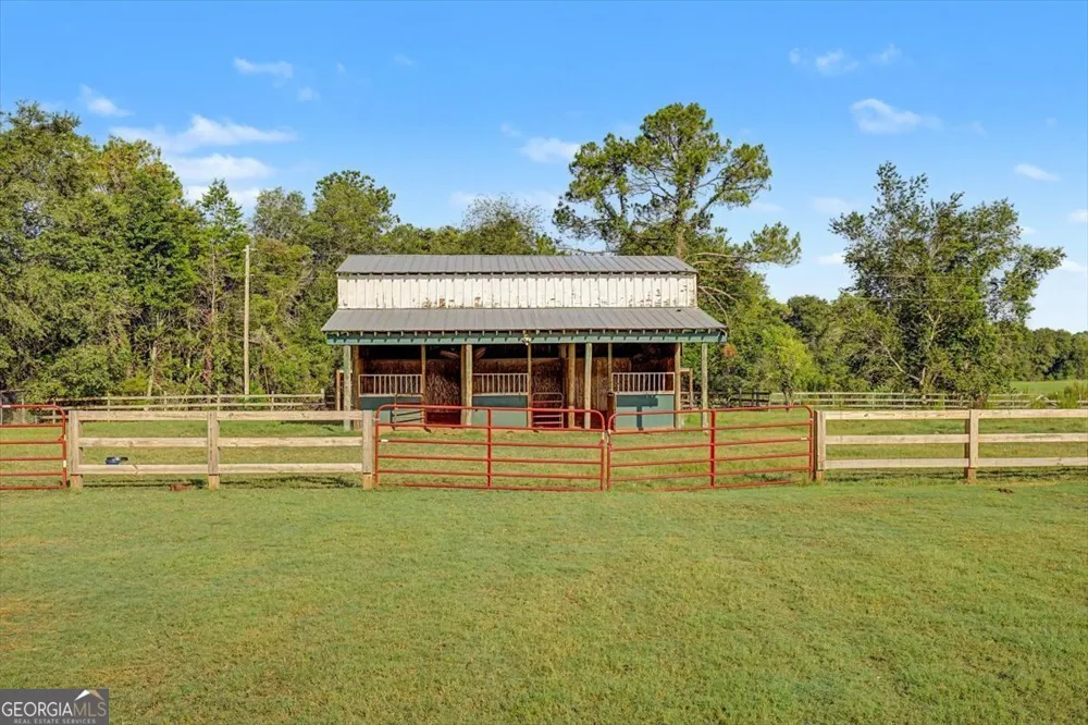 4781 Lj RD Claxton, GA 30417