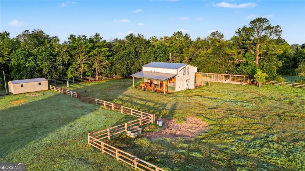 4781 Lj RD Claxton, GA 30417