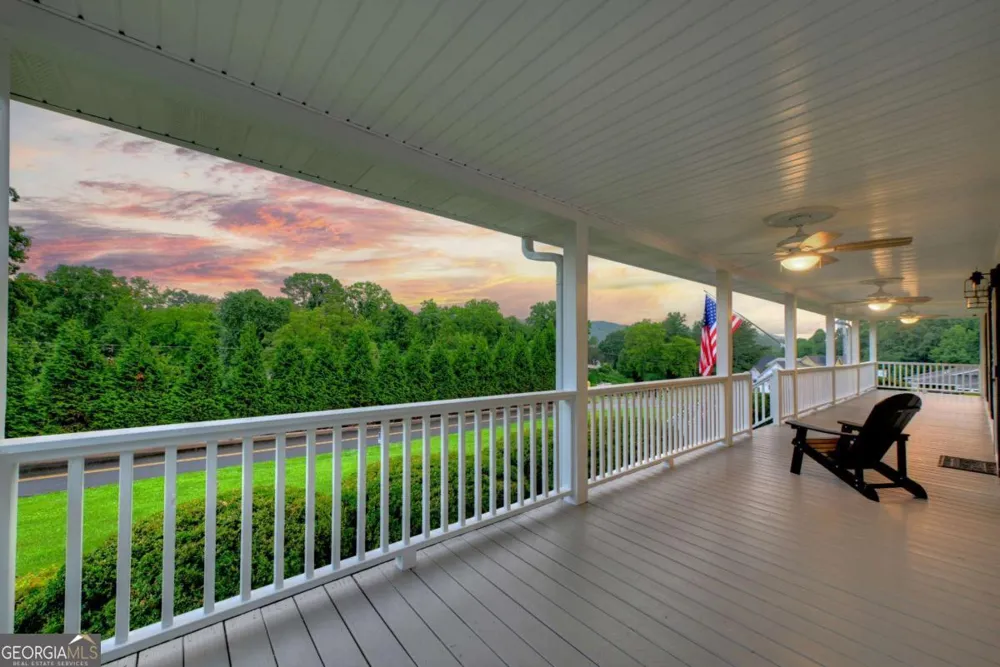 832 W First ST Blue Ridge, GA 30513