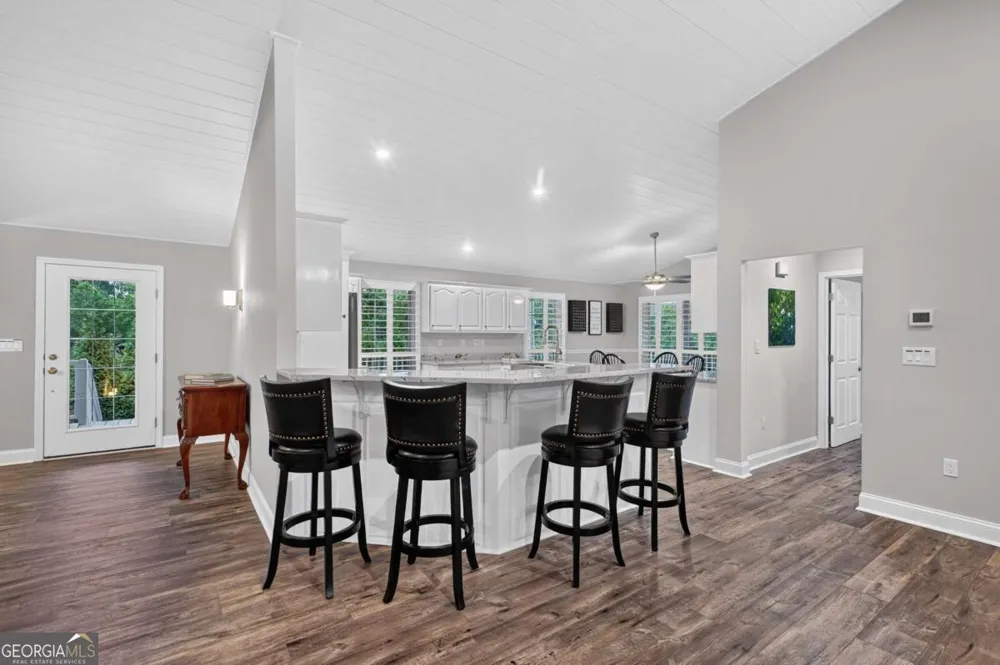 832 W First ST Blue Ridge, GA 30513