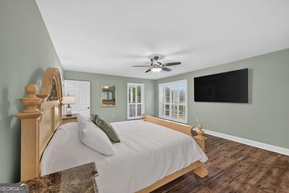 832 W First ST Blue Ridge, GA 30513