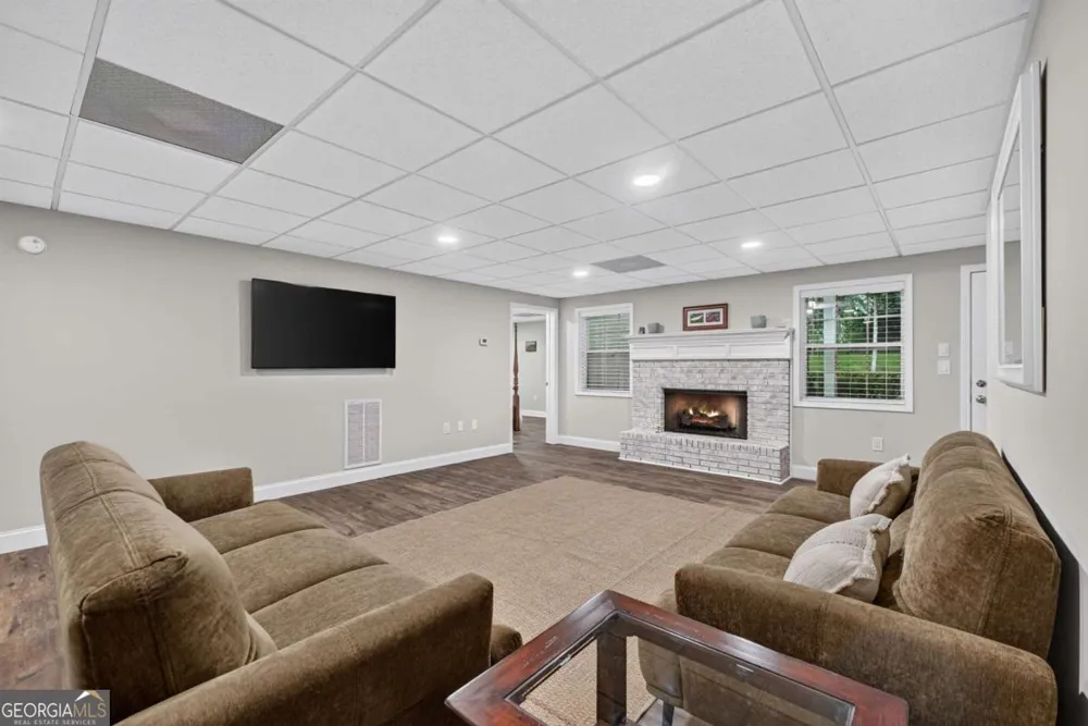 832 W First ST Blue Ridge, GA 30513