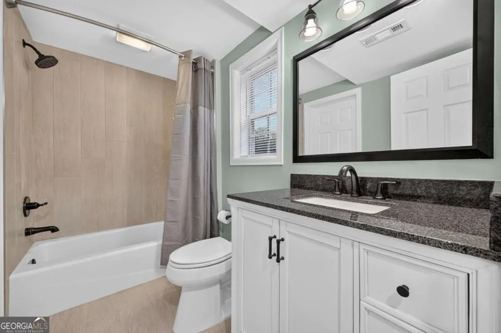832 W First ST Blue Ridge, GA 30513