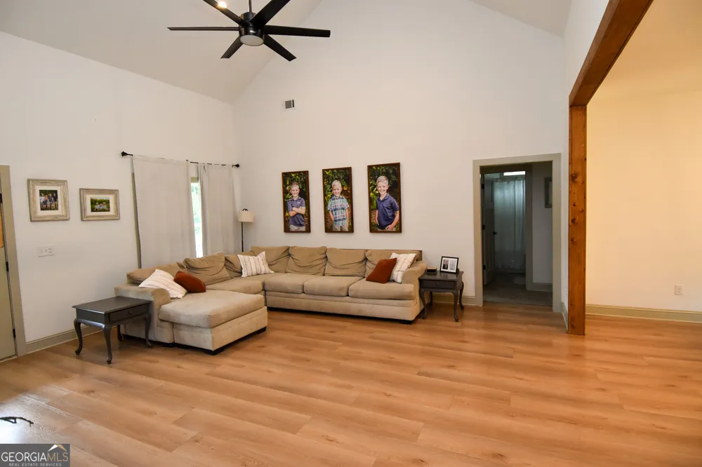 4355 Ga Highway 109 Molena, GA 30258