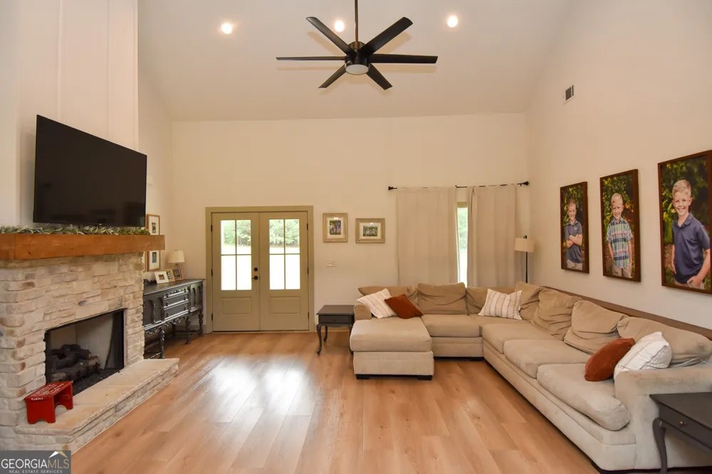 4355 Ga Highway 109 Molena, GA 30258