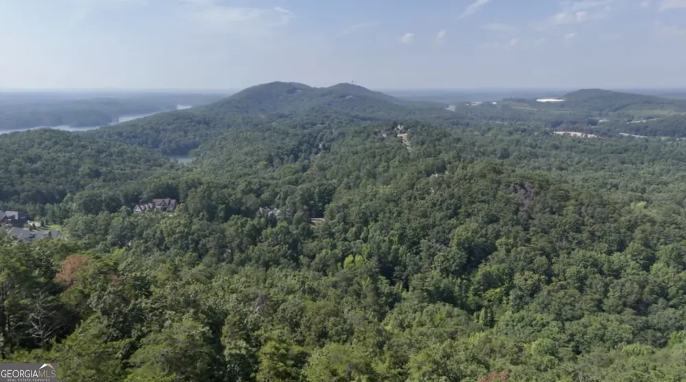 1 Somerset LN Emerson, GA 30121