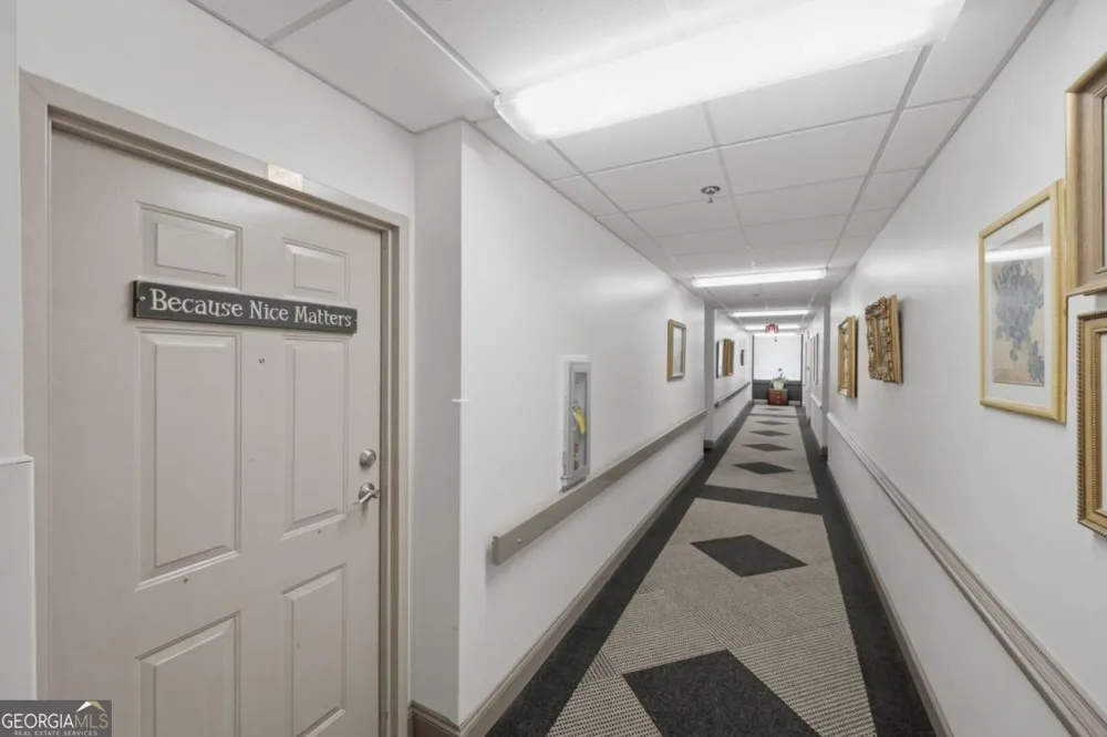 300 Johnson Ferry RD Sandy Springs, GA 30328