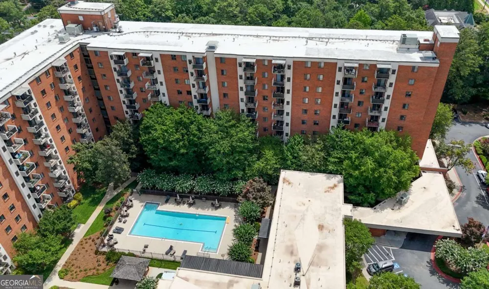 300 Johnson Ferry RD Sandy Springs, GA 30328