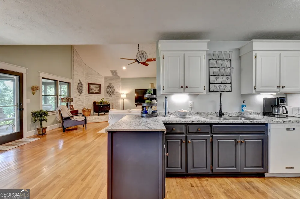 4525 Bold Springs RD Commerce, GA 30530