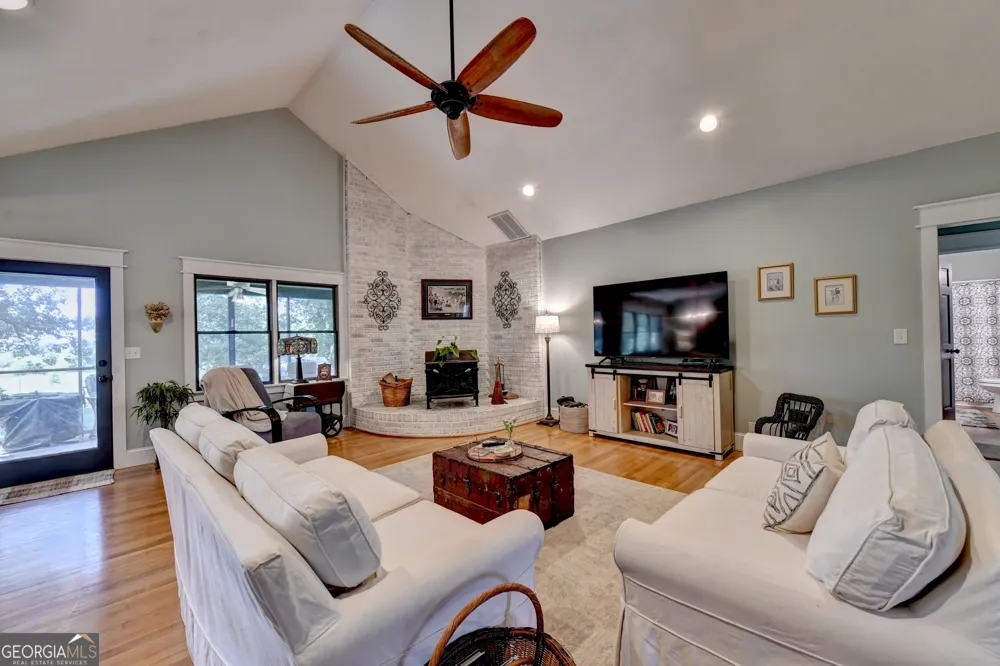 4525 Bold Springs RD Commerce, GA 30530