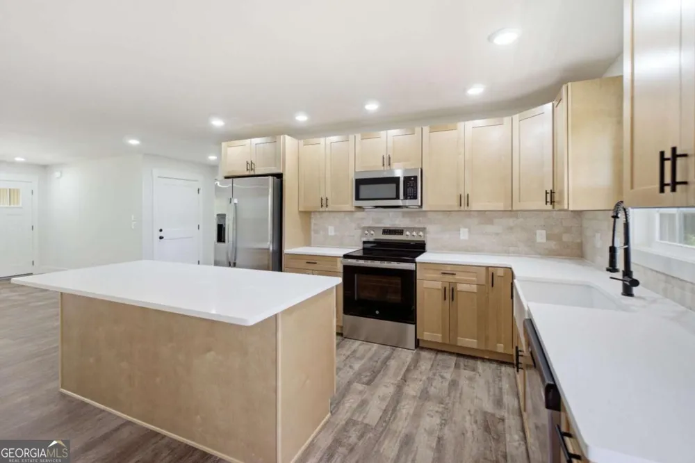 818 Joe Robertson RD Rocky Face, GA 30740
