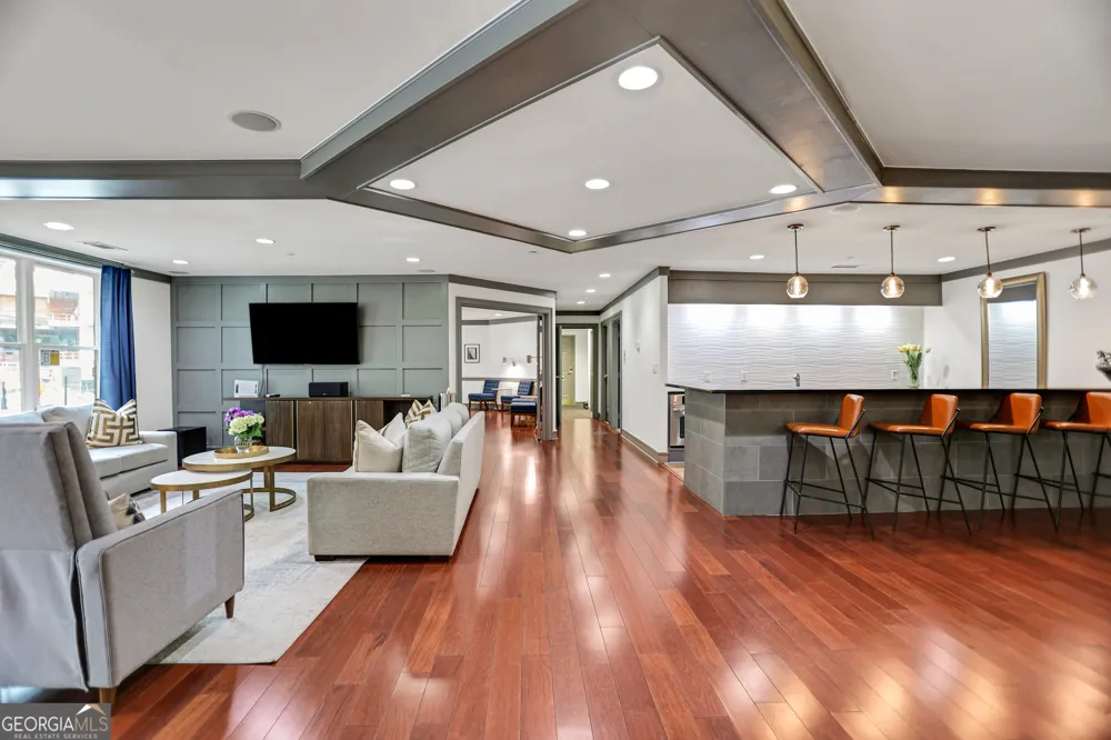 1101 Juniper ST NE Atlanta, GA 30309