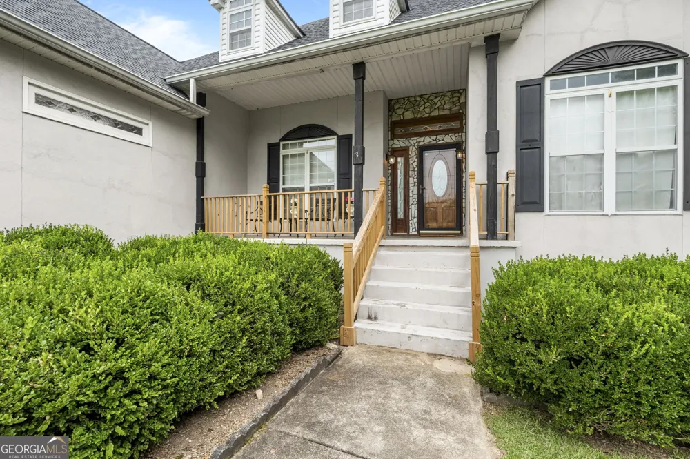 133 Gates RD Lizella, GA 31052