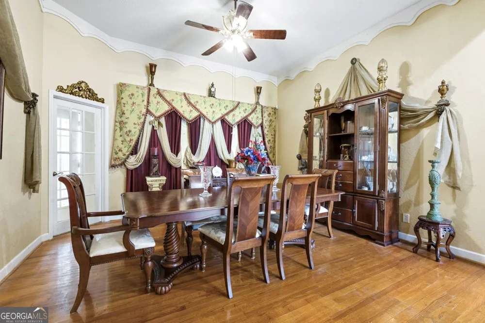 133 Gates RD Lizella, GA 31052