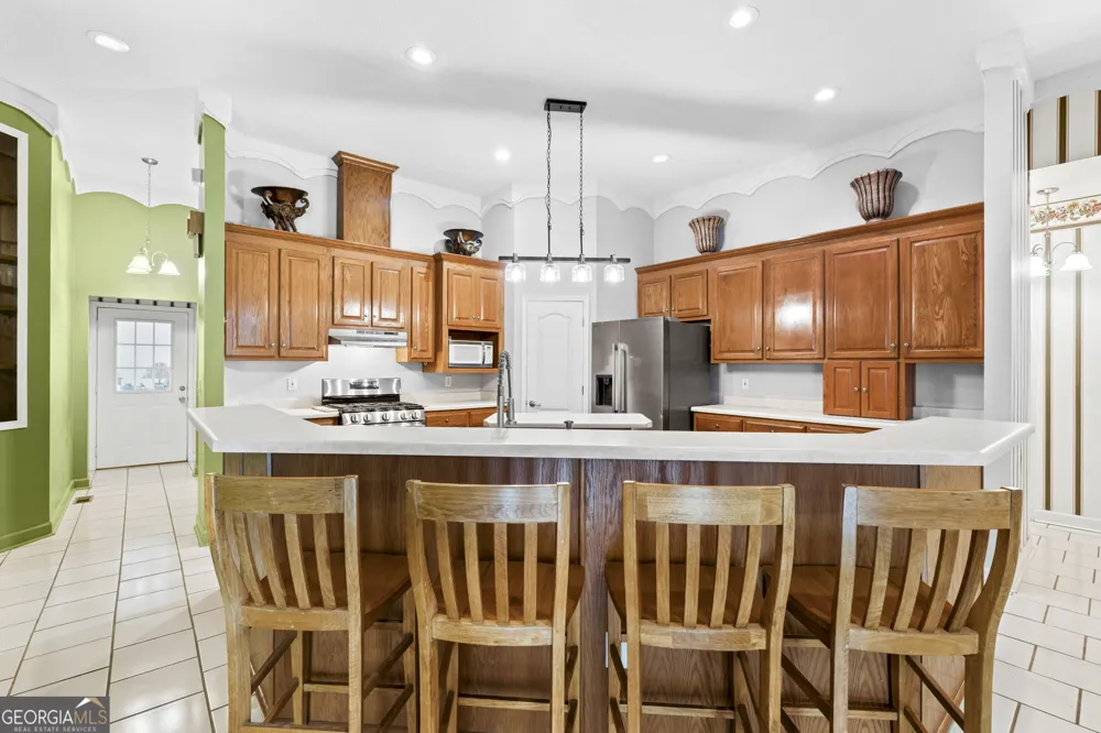 133 Gates RD Lizella, GA 31052