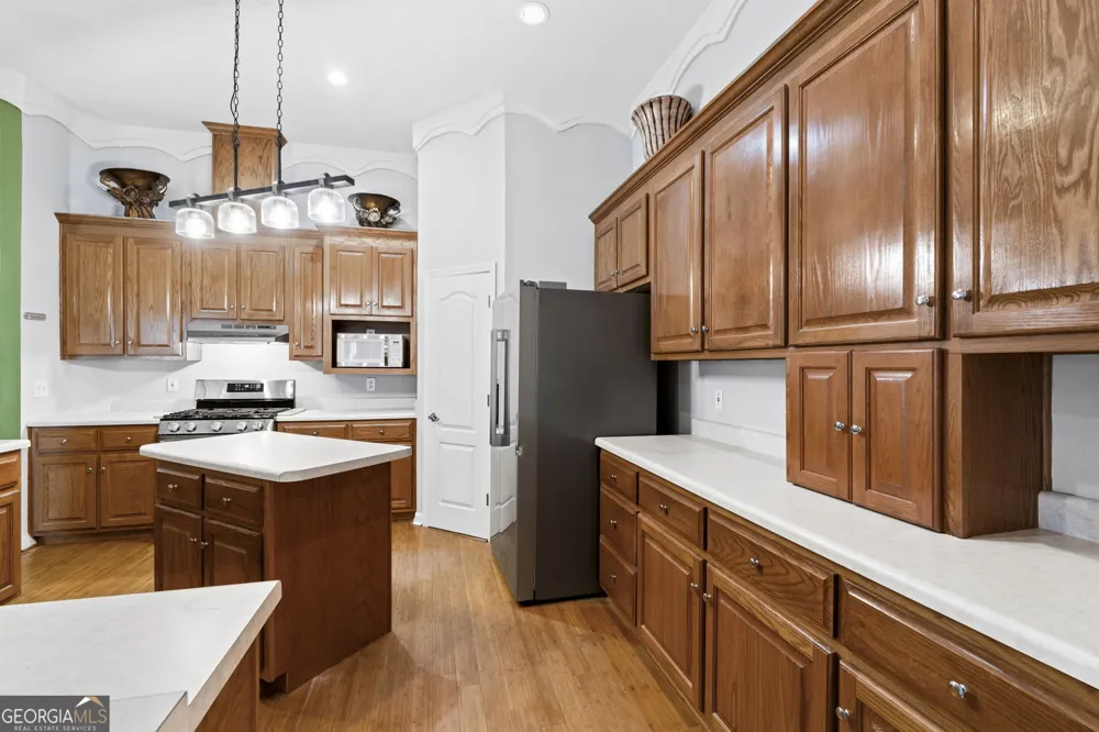 133 Gates RD Lizella, GA 31052