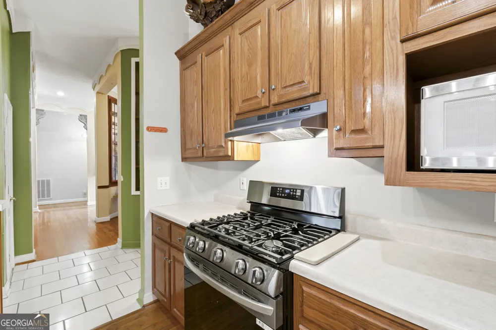 133 Gates RD Lizella, GA 31052
