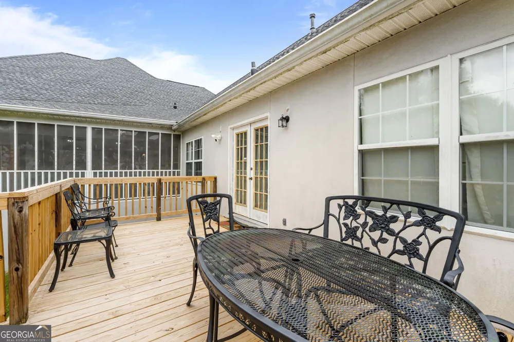 133 Gates RD Lizella, GA 31052