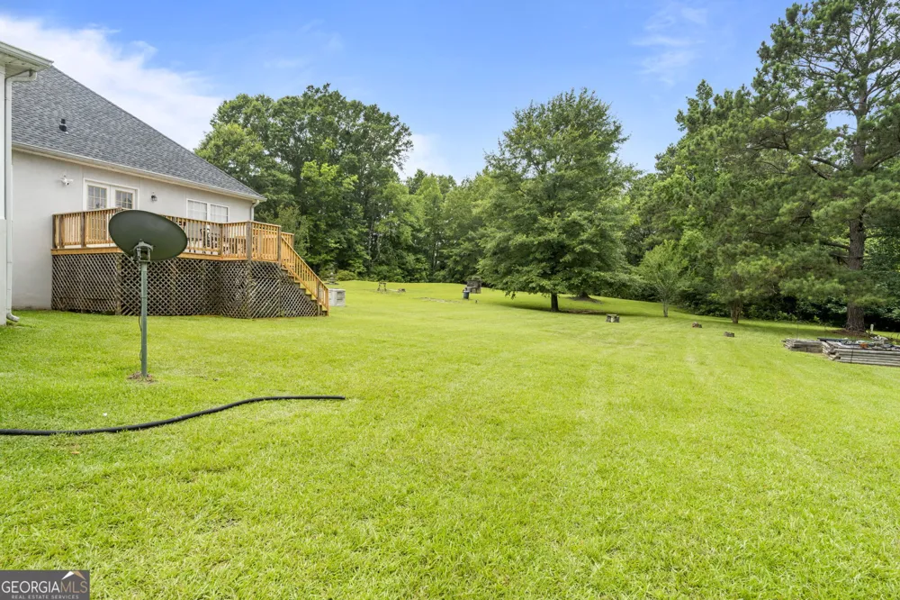 133 Gates RD Lizella, GA 31052