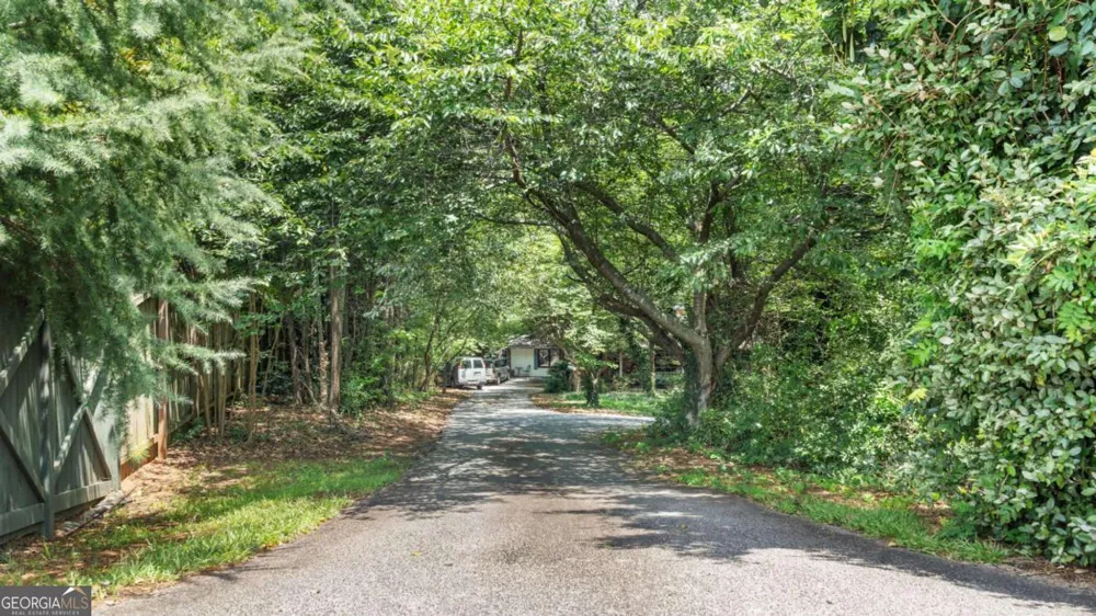 5277 Spalding DR Peachtree Corners, GA 30092
