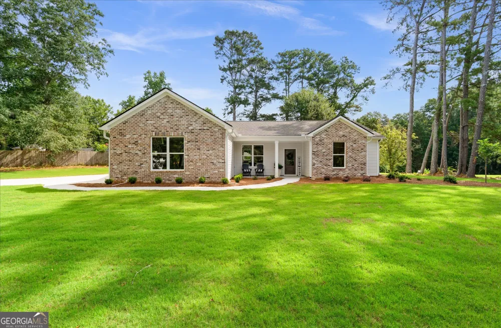 10 Colonial DR Carrollton, GA 30117