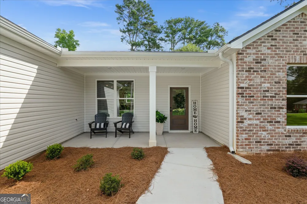 10 Colonial DR Carrollton, GA 30117