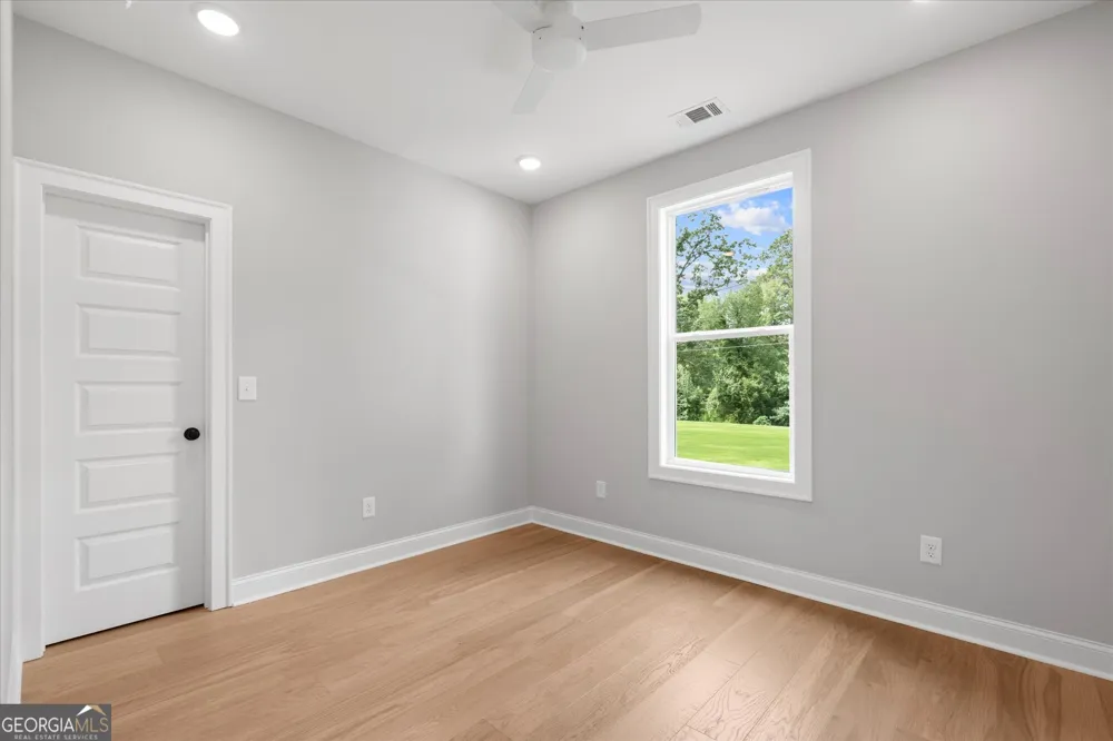 10 Colonial DR Carrollton, GA 30117