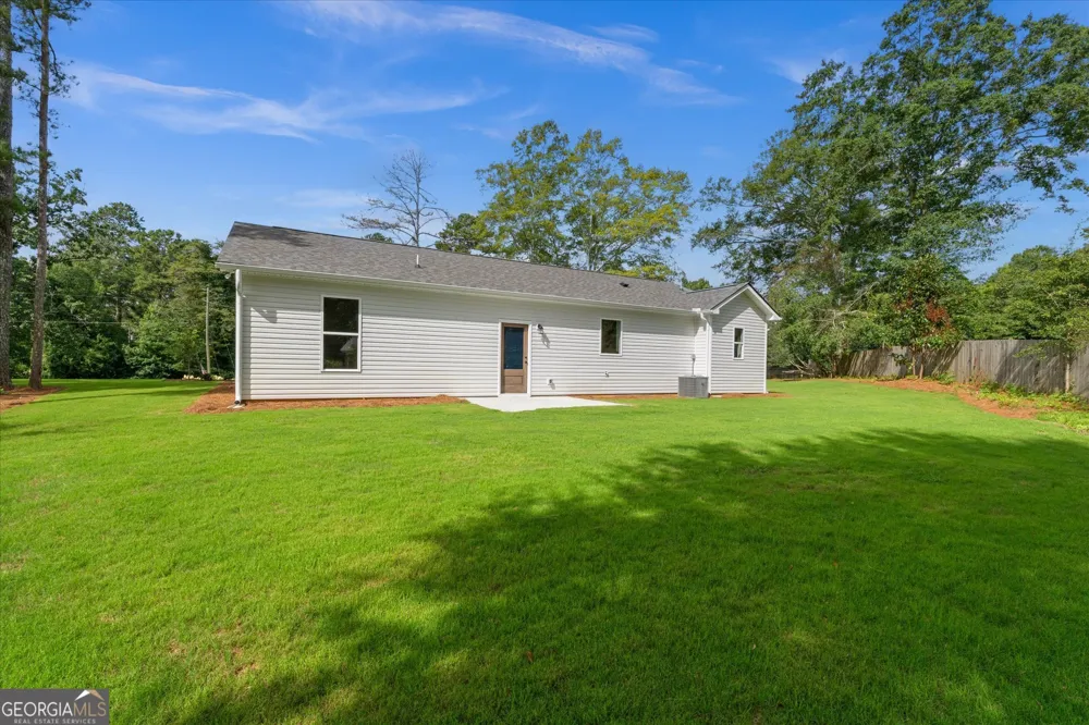 10 Colonial DR Carrollton, GA 30117
