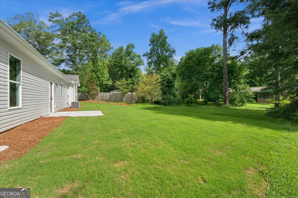 10 Colonial DR Carrollton, GA 30117