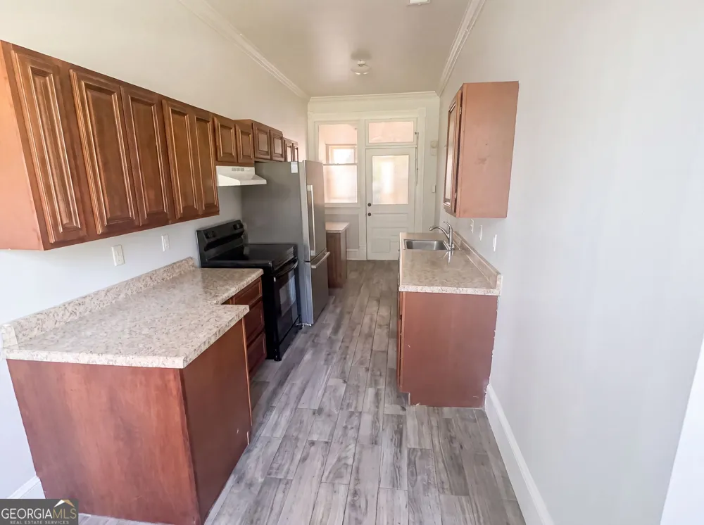 809 Mary ST Waycross, GA 31503