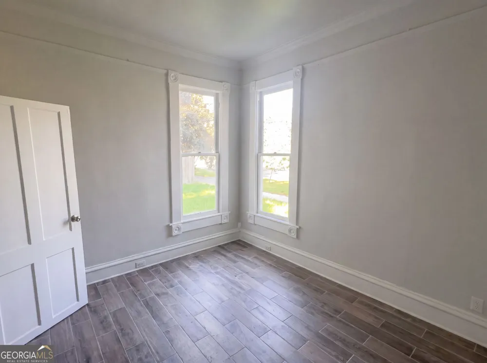 809 Mary ST Waycross, GA 31503