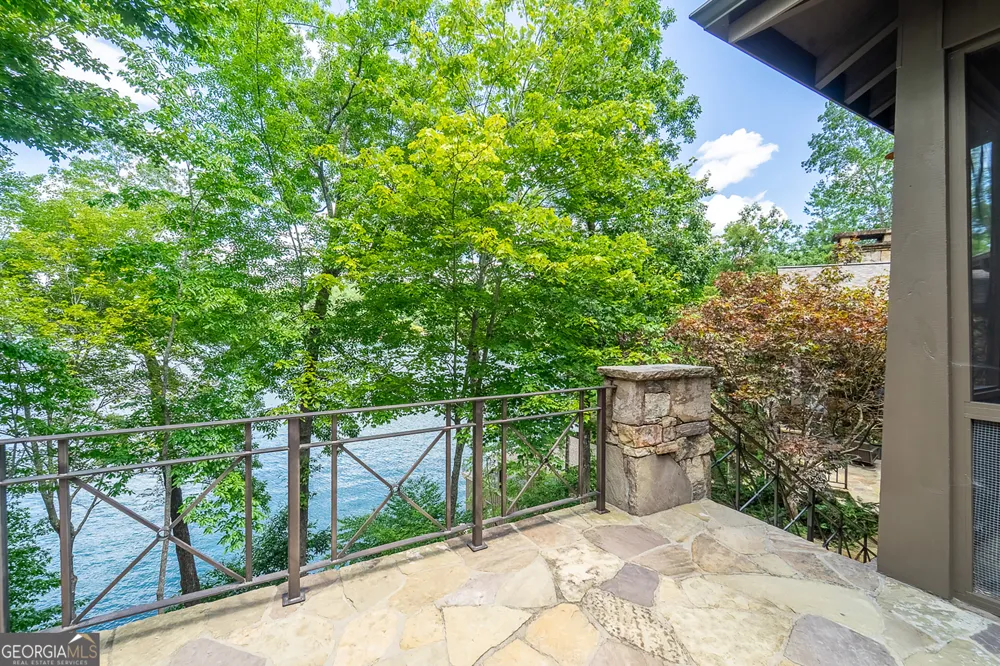 41 Lady Bug LN Clayton, GA 30525