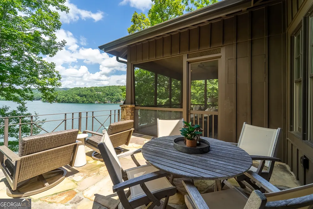 41 Lady Bug LN Clayton, GA 30525