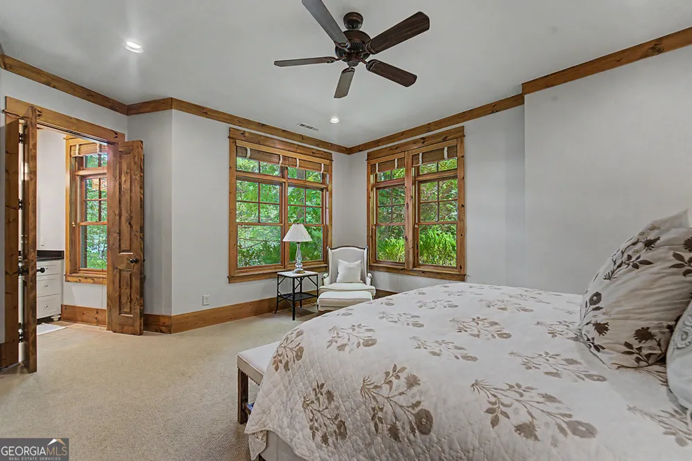 41 Lady Bug LN Clayton, GA 30525