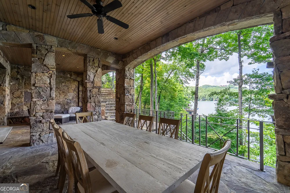 41 Lady Bug LN Clayton, GA 30525