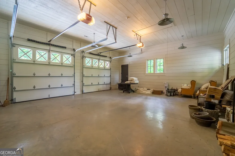 41 Lady Bug LN Clayton, GA 30525