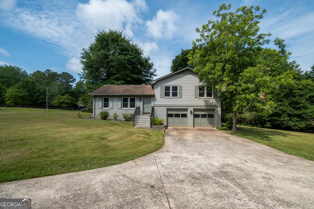 1030 Carriage Hill RD Watkinsville, GA 30677