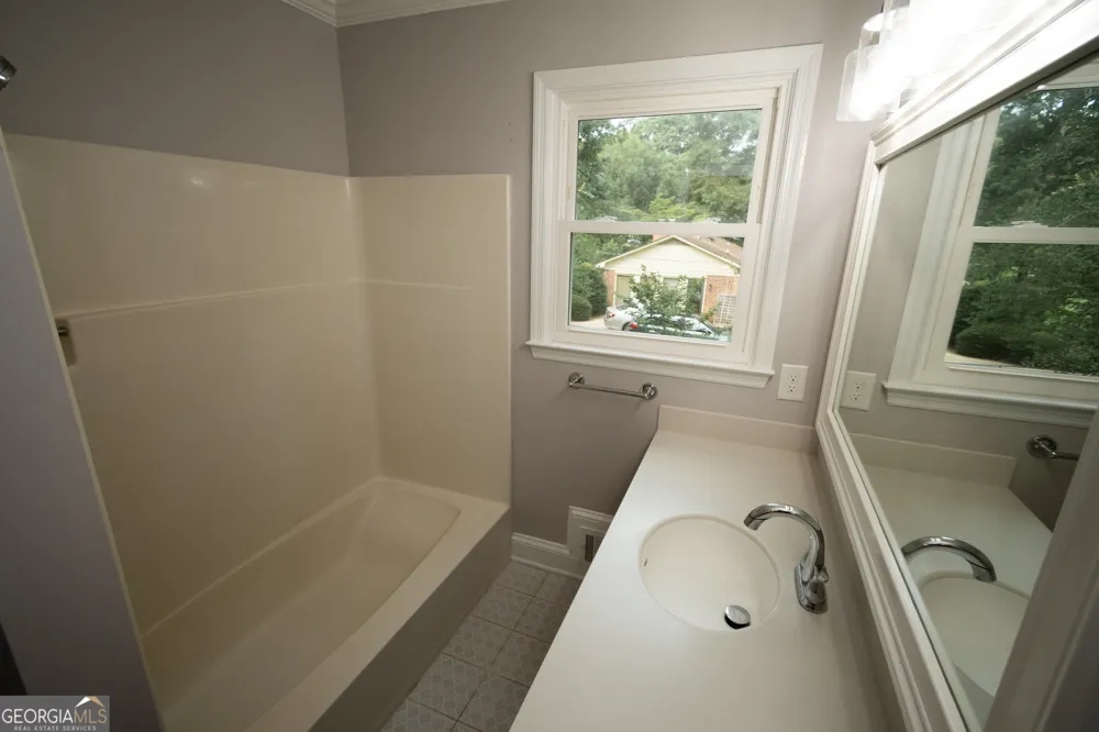 1030 Carriage Hill RD Watkinsville, GA 30677