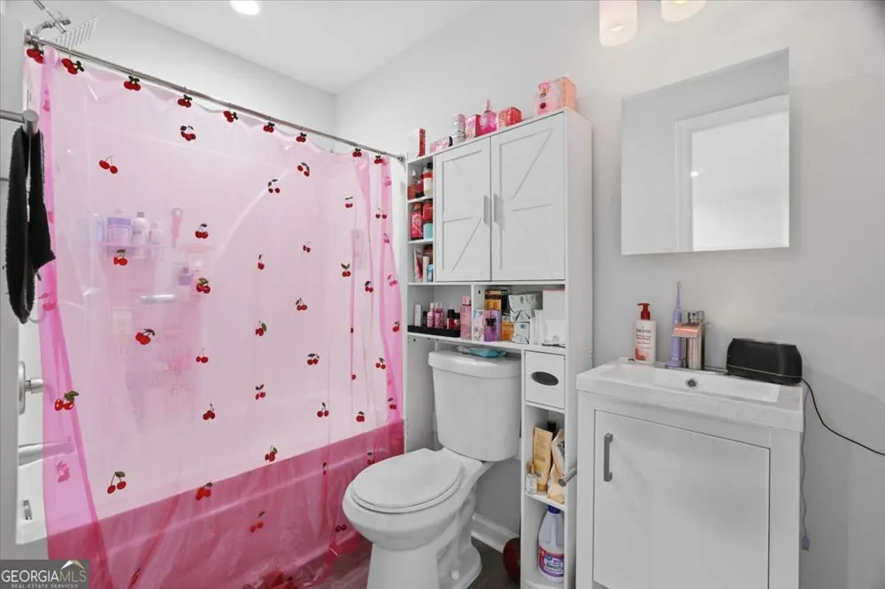 4948 Oak Meadow LN Oakwood, GA 30566