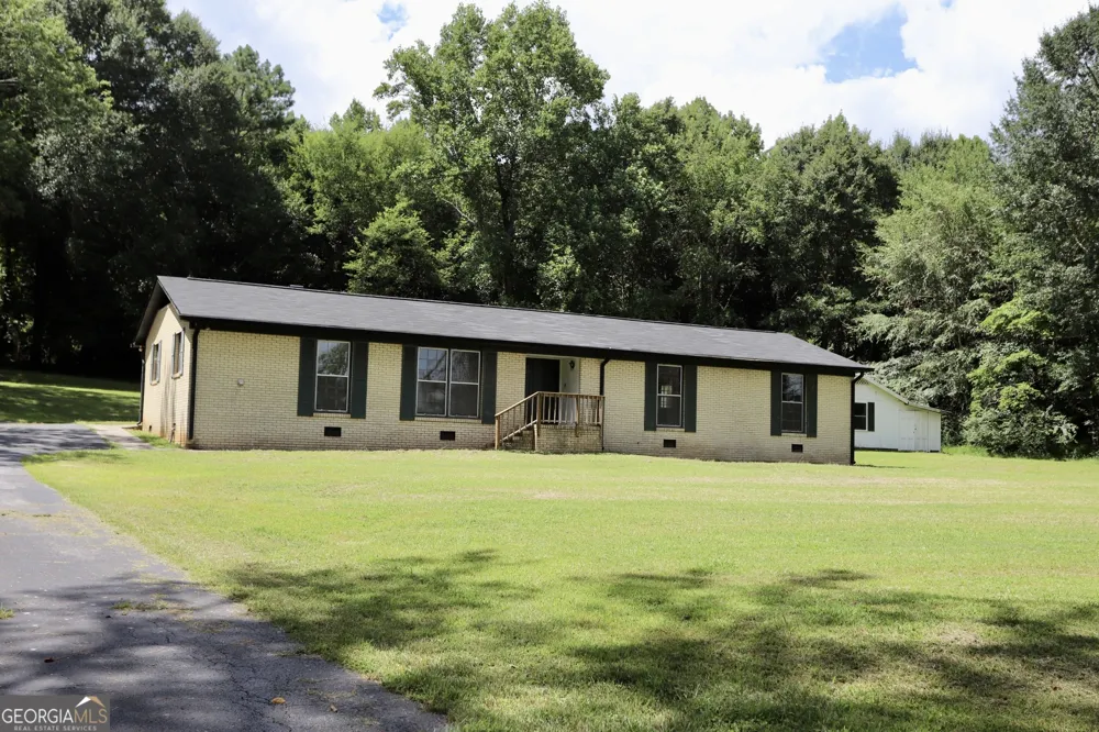 145 Scoggins TRL Summerville, GA 30747