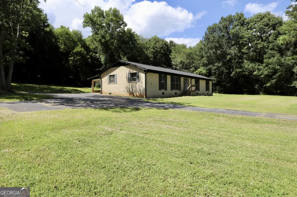 145 Scoggins TRL Summerville, GA 30747