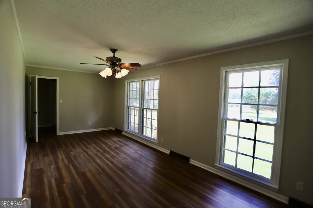 145 Scoggins TRL Summerville, GA 30747