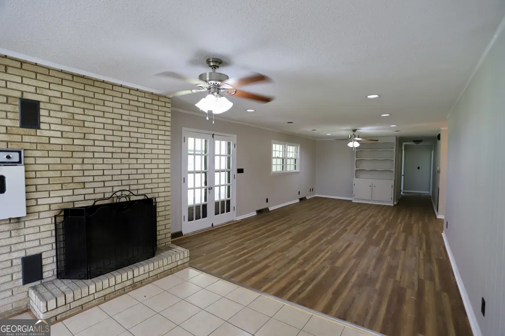 145 Scoggins TRL Summerville, GA 30747