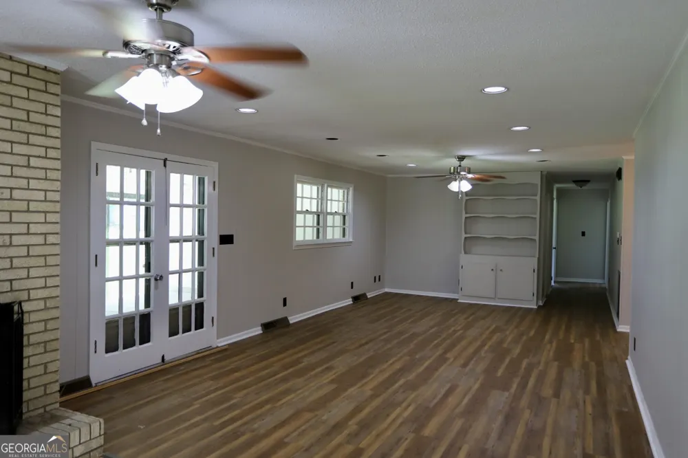 145 Scoggins TRL Summerville, GA 30747