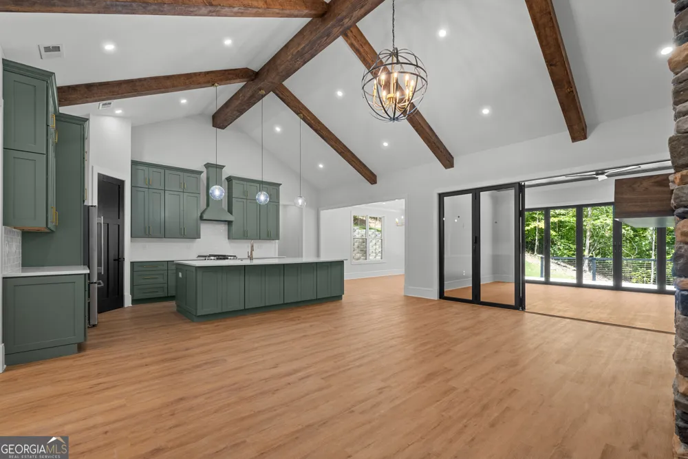 503 Point RD Westminster, SC 29693