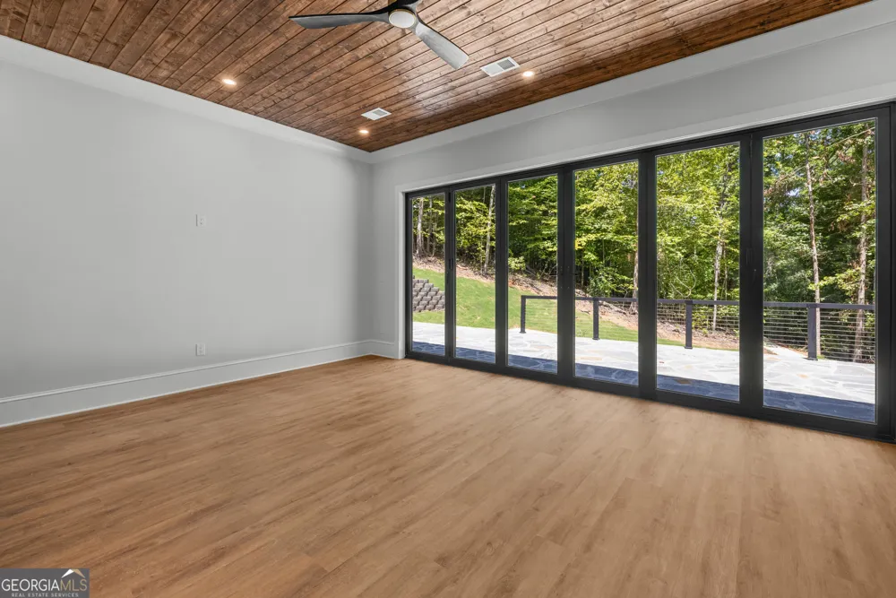 503 Point RD Westminster, SC 29693