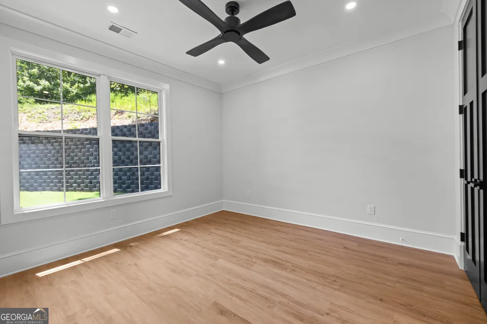 503 Point RD Westminster, SC 29693